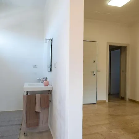 Biancaluna Esclusivo 130 Mq Lägenhet San Salvatore (Genoa)