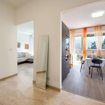 Biancaluna Esclusivo 130 Mq Apartmán San Salvatore (Genoa)