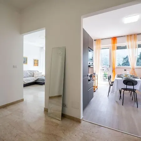 Apartmán Biancaluna Esclusivo 130 Mq *