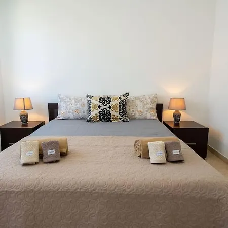 Biancaluna Esclusivo 130 Mq * San Salvatore (Genoa)