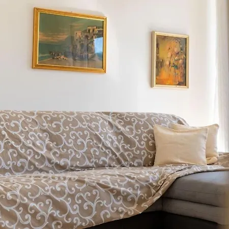 Biancaluna Esclusivo 130 Mq San Salvatore (Genoa)